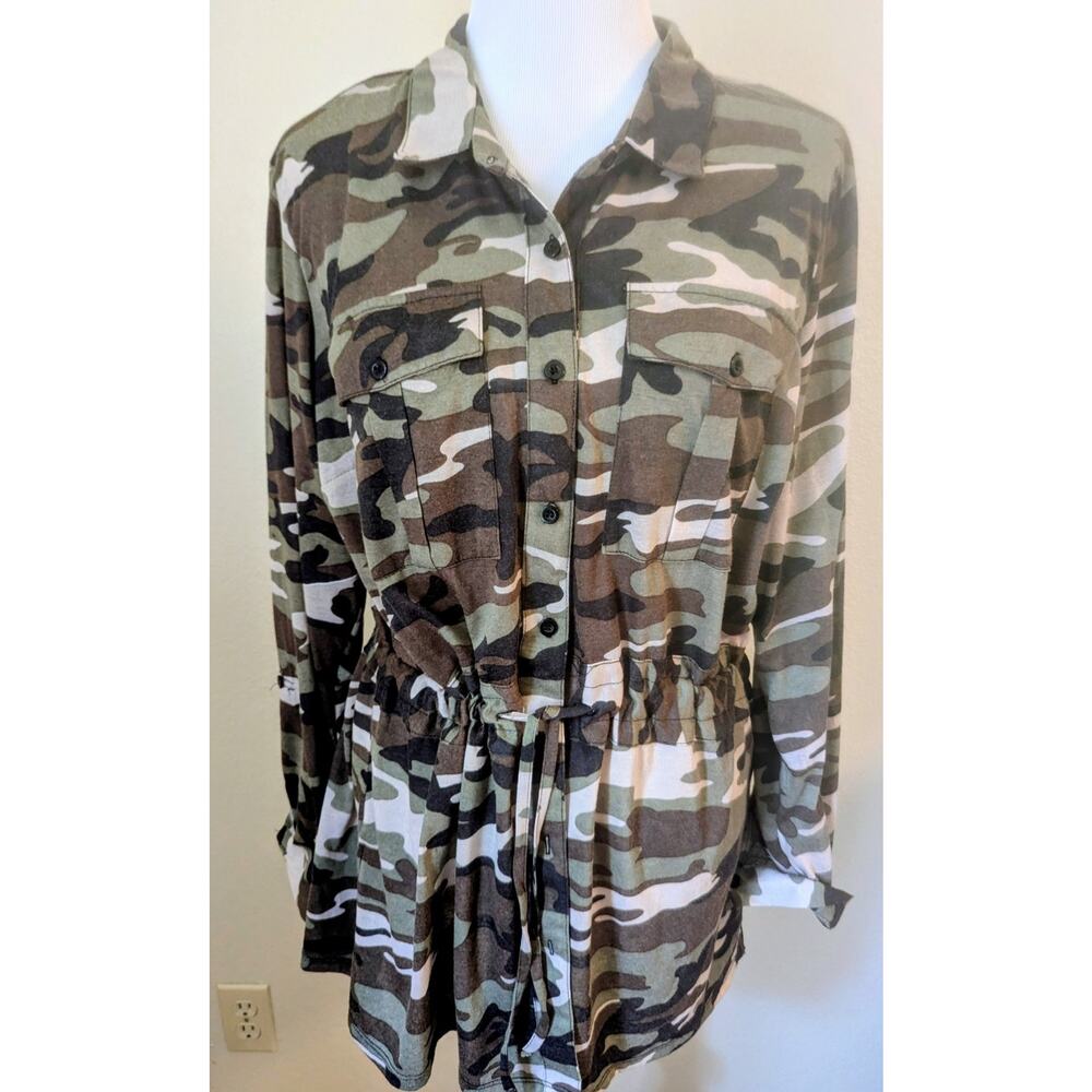 Paper+Tee Camo Utility Tunic Top Size 1X Drawstring Waist Button Front Plus